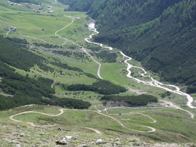 stoupn z Livigna na Pass Chaschauana