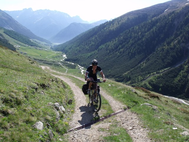 stoupn z Livigna na Pass Chaschauana